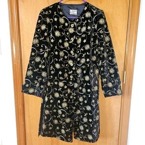 QOOMI Vintage Black Velvet Embroidery Coat SMALL/MEDIUM